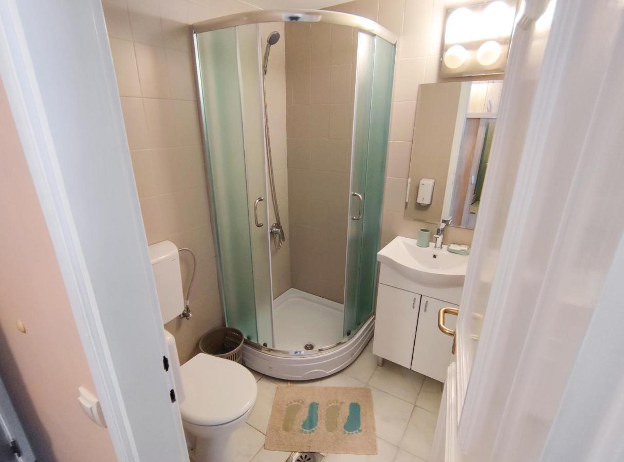 Hotel Marina Oasa Grocka Екстер'єр фото