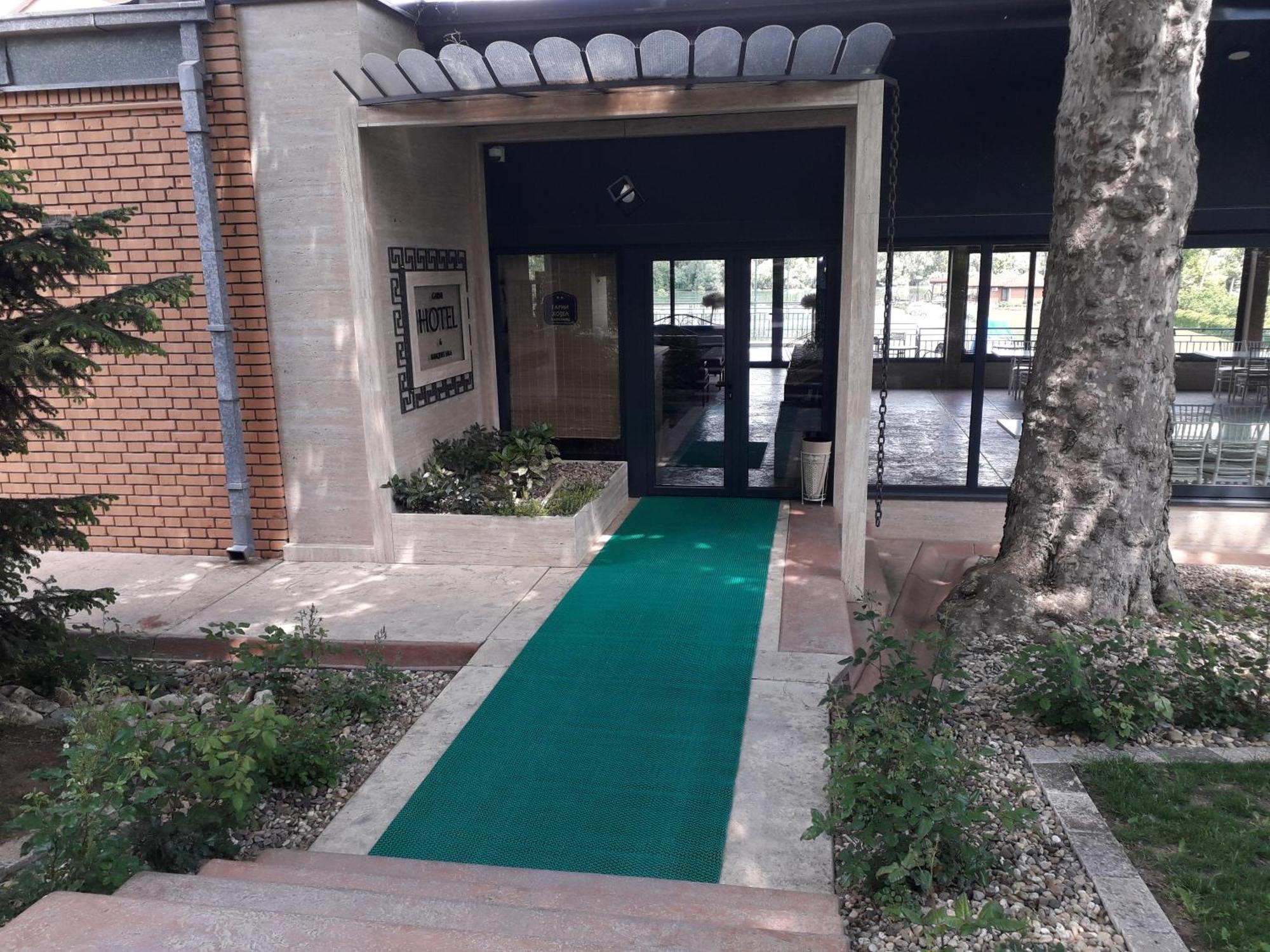 Hotel Marina Oasa Grocka Екстер'єр фото