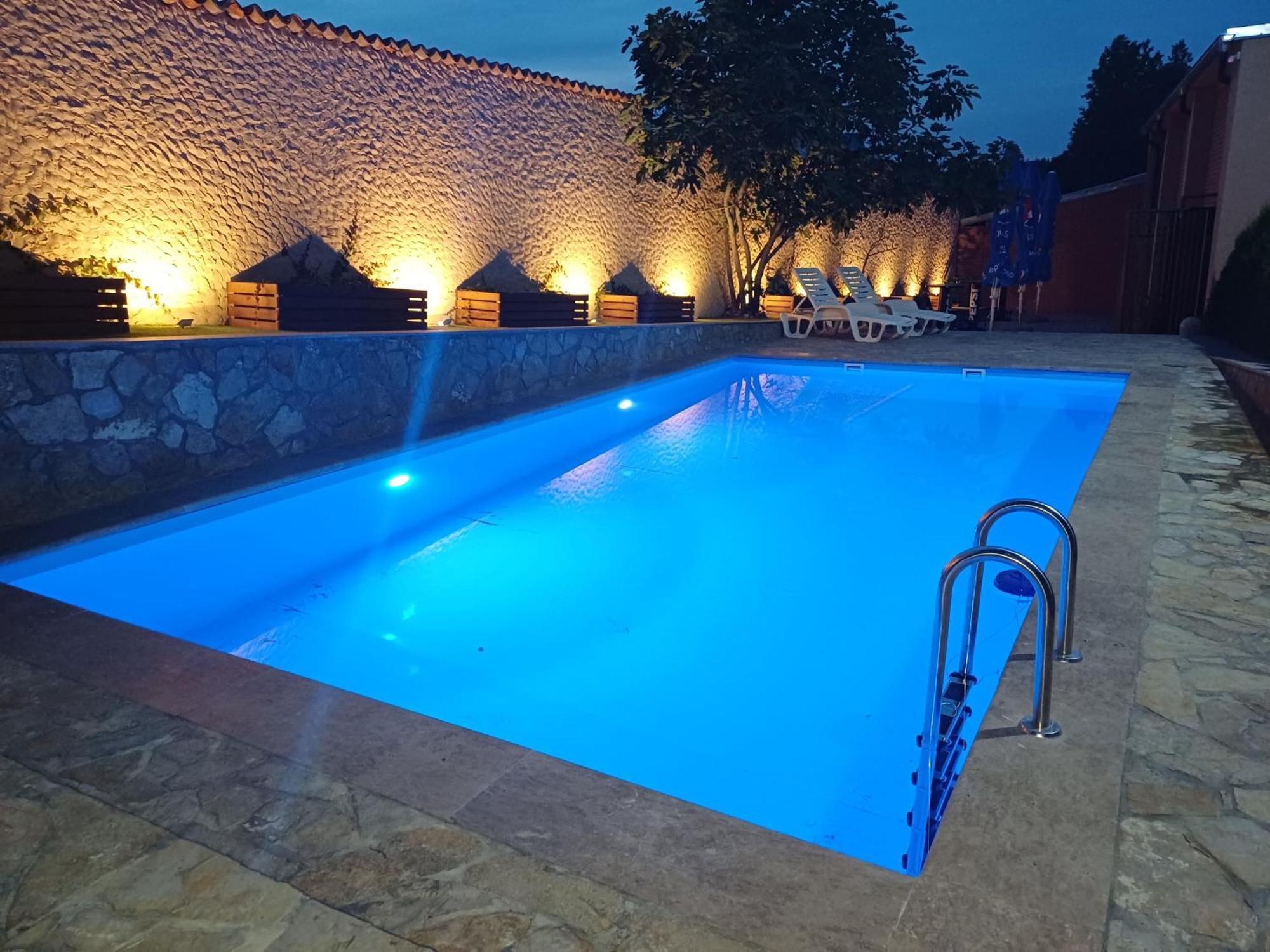 Hotel Marina Oasa Grocka Екстер'єр фото